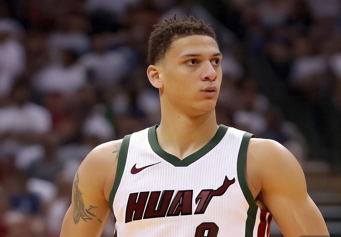 热火雄鹿交易流言：9换4交易方案涉及米德尔顿洛瑞邓肯罗宾逊，或引发东部格局调整